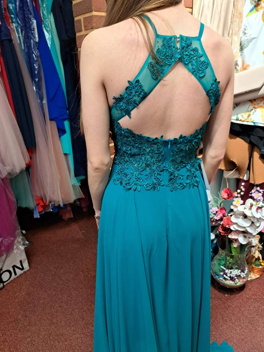 Türkises Festkleid für Jugendweihe und Konfirmation